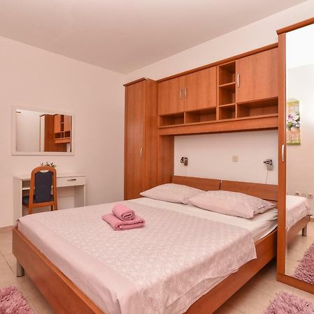 Villa Ivka Tucepi Bagian luar foto