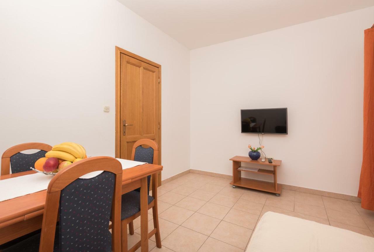 Villa Ivka Tucepi Bagian luar foto