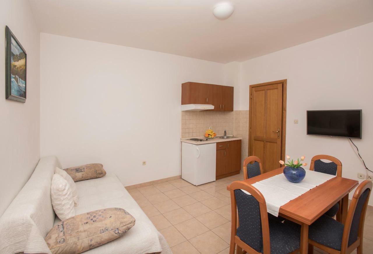 Villa Ivka Tucepi Bagian luar foto