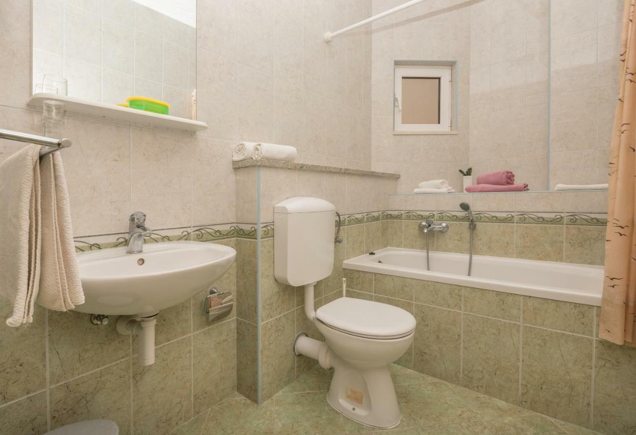 Villa Ivka Tucepi Bagian luar foto