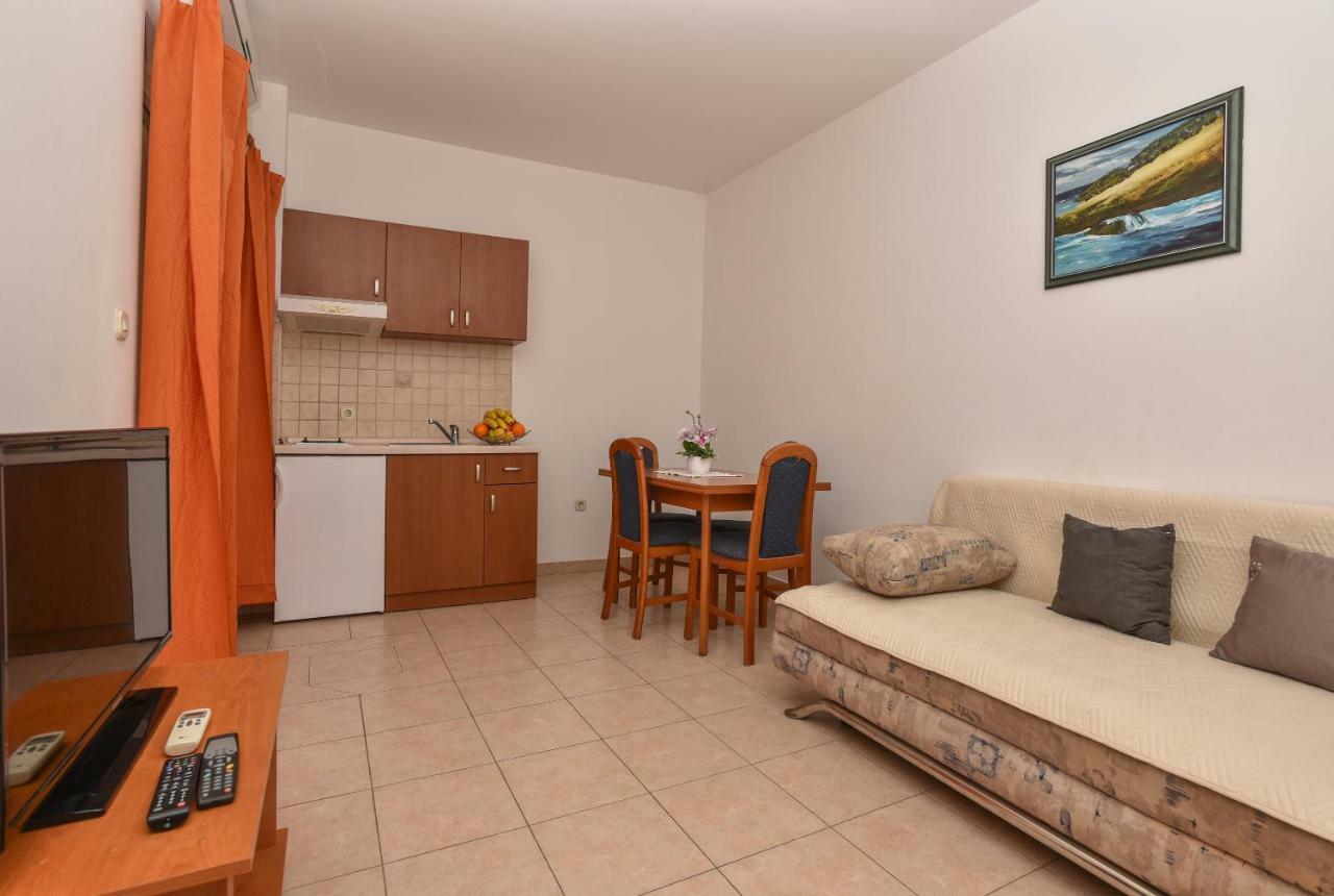Villa Ivka Tucepi Bagian luar foto