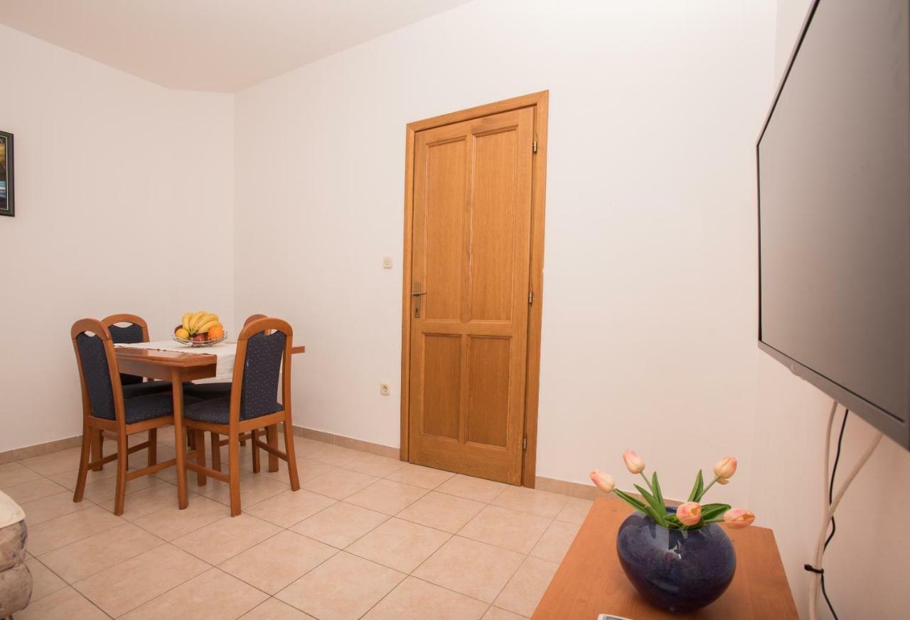 Villa Ivka Tucepi Bagian luar foto